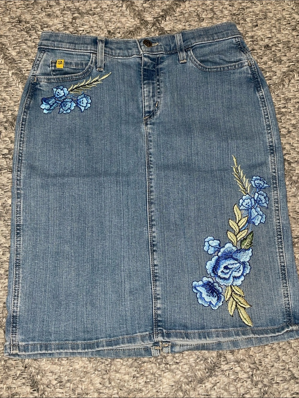 Classic Light Wash Denim Skirt with Back Pockets
